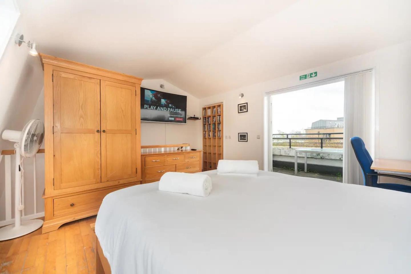 Sunny Maisonette With Views Over Canary Wharf, London Kültér fotó