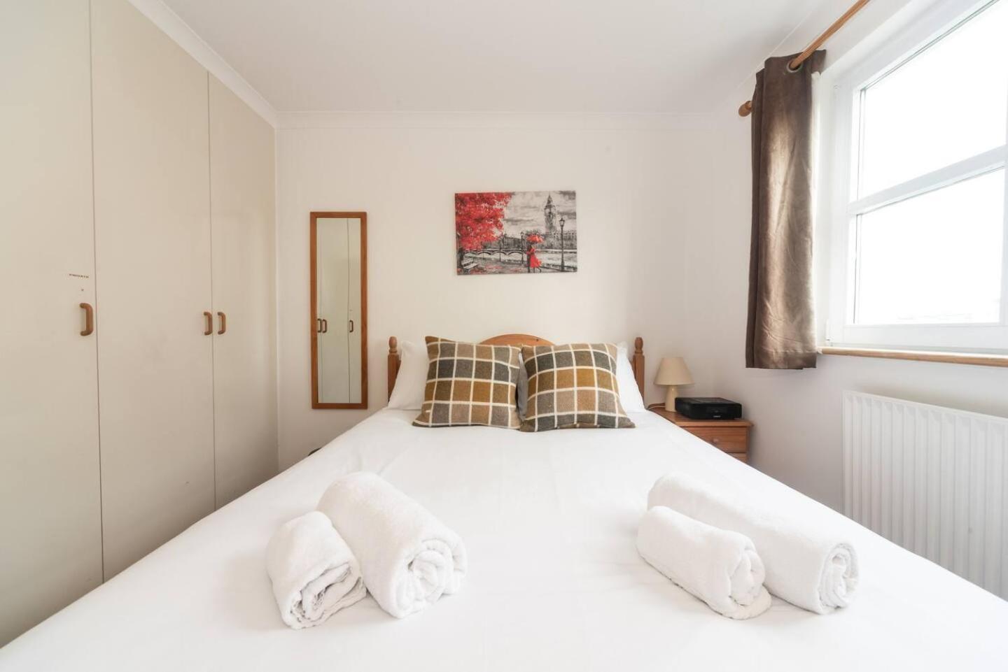 Sunny Maisonette With Views Over Canary Wharf, London Kültér fotó