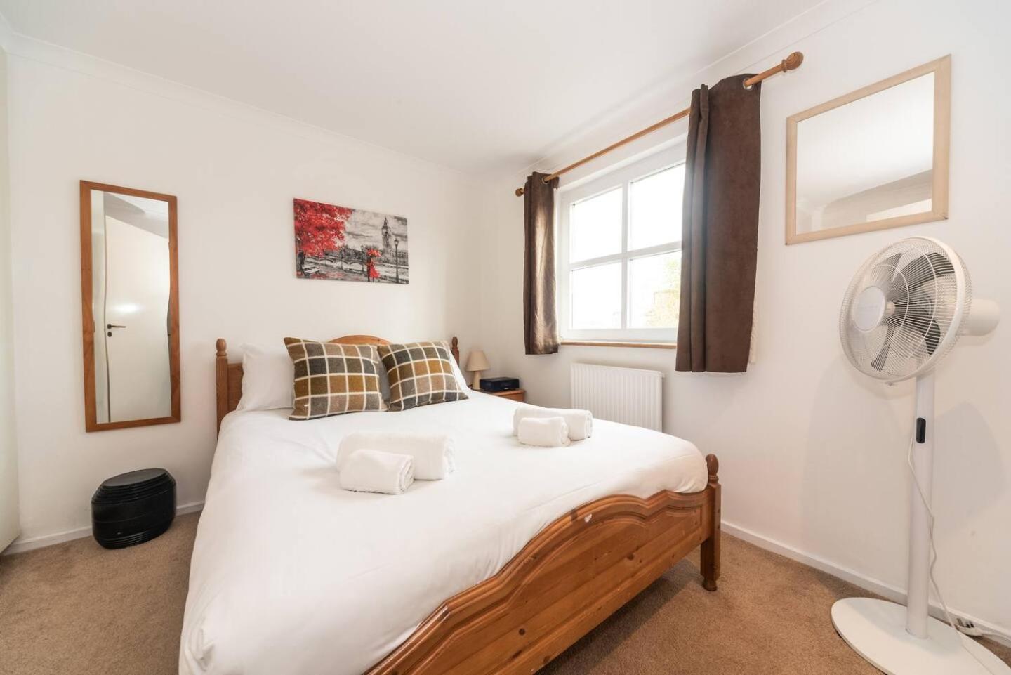 Sunny Maisonette With Views Over Canary Wharf, London Kültér fotó